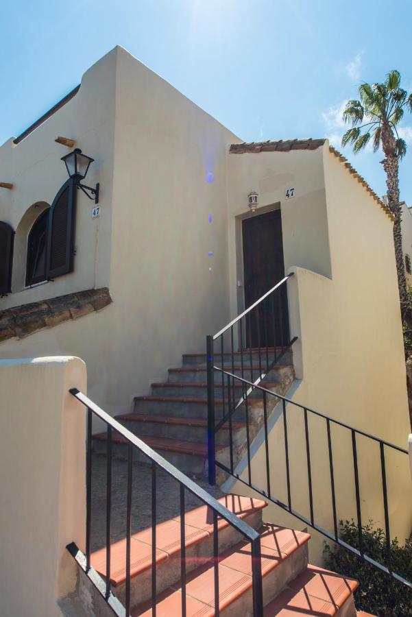 Luxurioese Und Grossraeumige Villa Mit Community Pool, Sicht Auf Das Mittelmeer Sowie Dem Mar Menor, La Manga Club Atamaría Extérieur photo