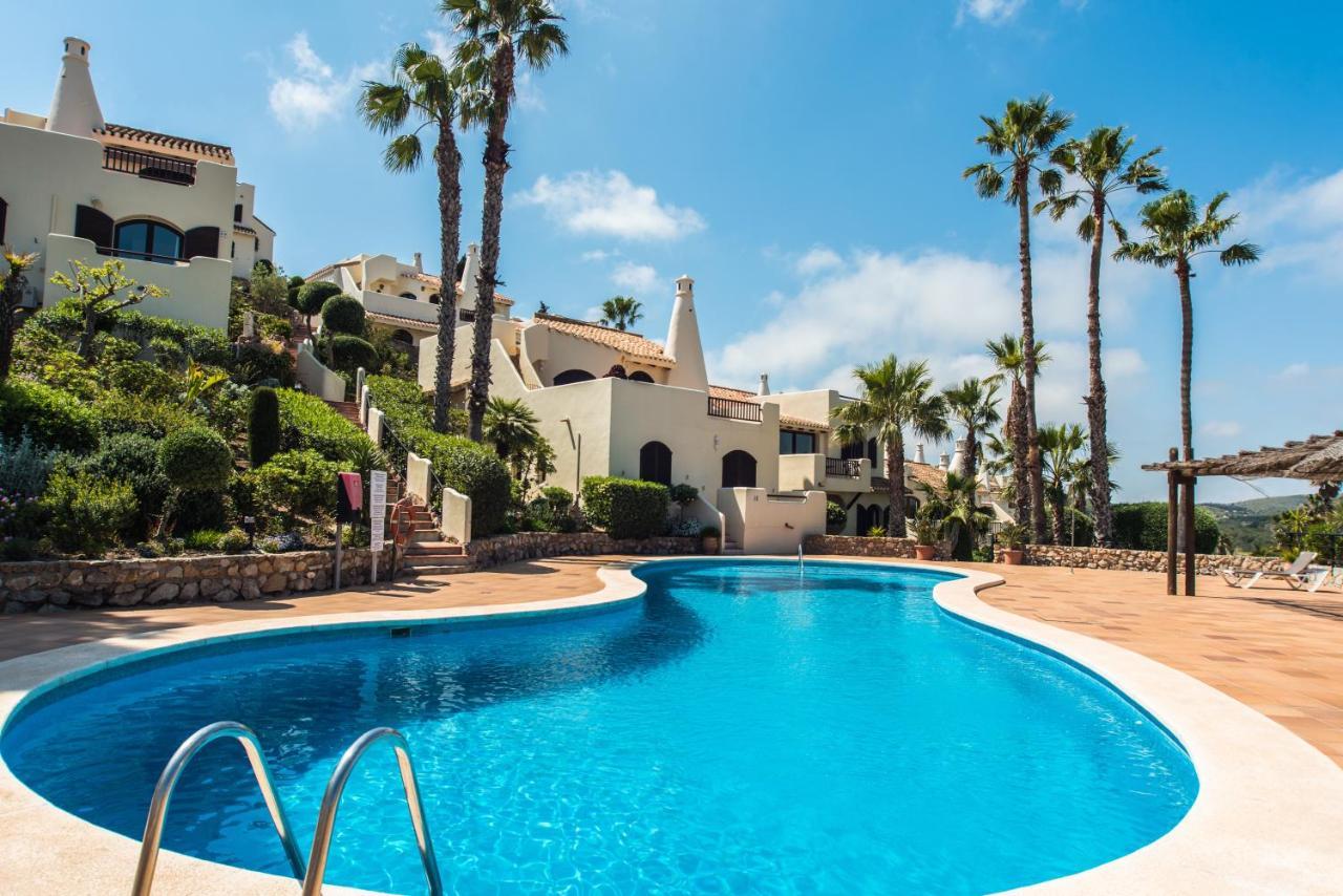 Luxurioese Und Grossraeumige Villa Mit Community Pool, Sicht Auf Das Mittelmeer Sowie Dem Mar Menor, La Manga Club Atamaría Extérieur photo
