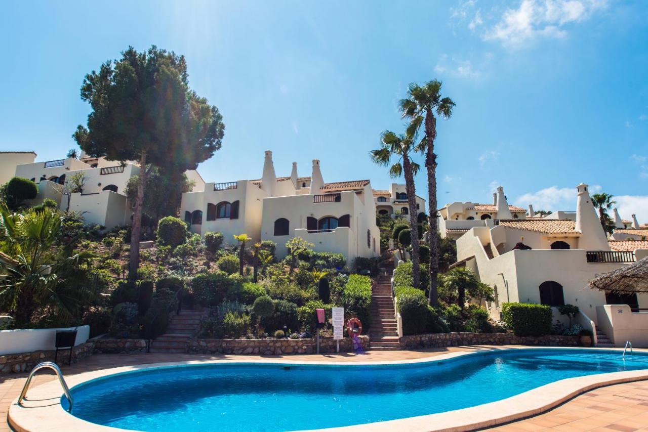 Luxurioese Und Grossraeumige Villa Mit Community Pool, Sicht Auf Das Mittelmeer Sowie Dem Mar Menor, La Manga Club Atamaría Extérieur photo