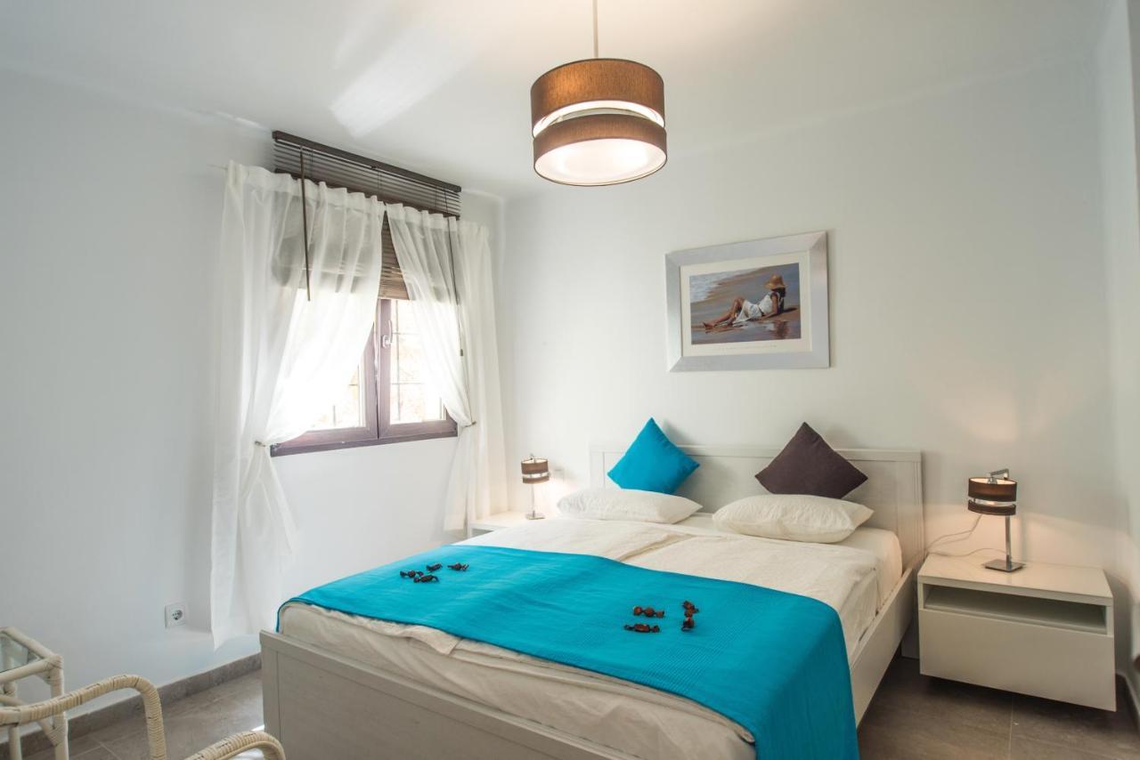 Luxurioese Und Grossraeumige Villa Mit Community Pool, Sicht Auf Das Mittelmeer Sowie Dem Mar Menor, La Manga Club Atamaría Extérieur photo
